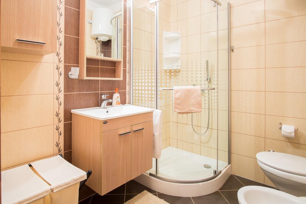 The Golden Island Apartments Krk Town Rom bilde