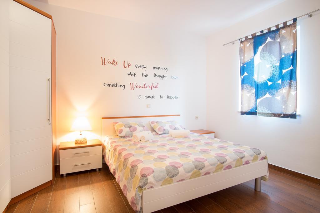 The Golden Island Apartments Krk Town Rom bilde